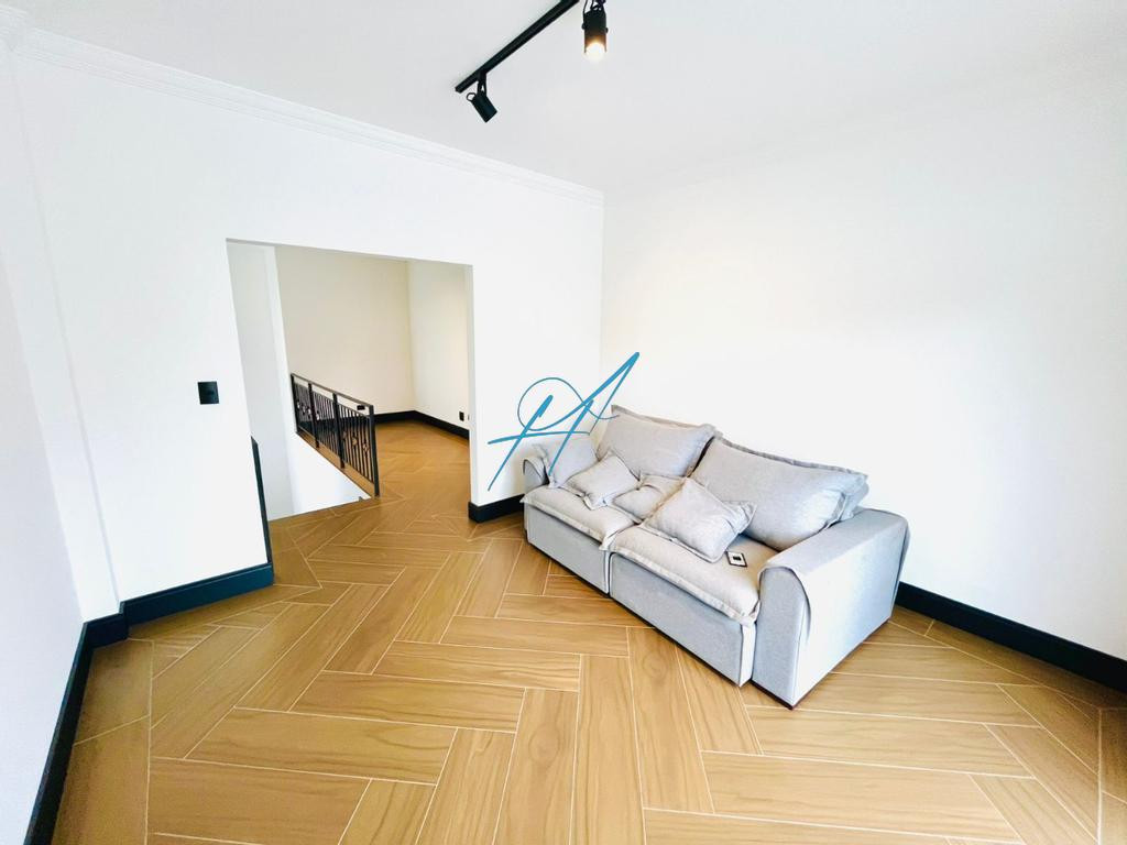 Casa à venda com 4 quartos, 285m² - Foto 18