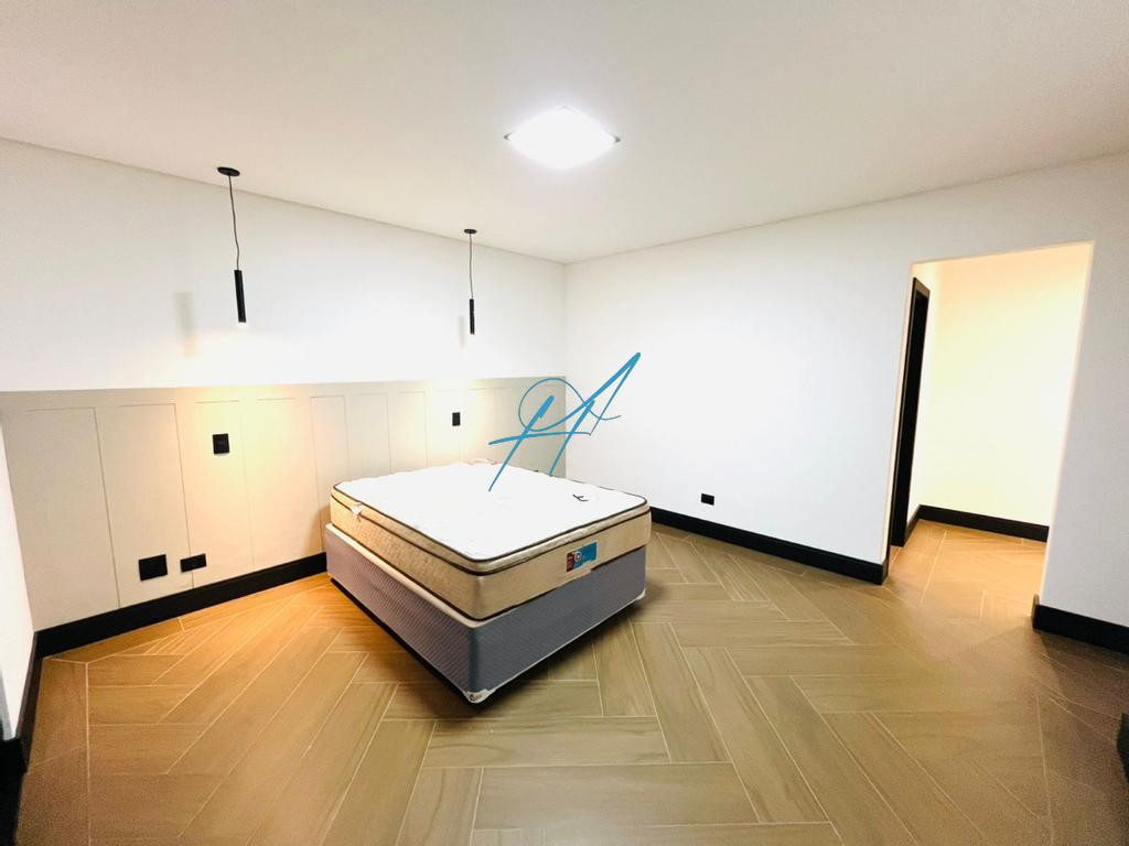 Casa à venda com 4 quartos, 285m² - Foto 19