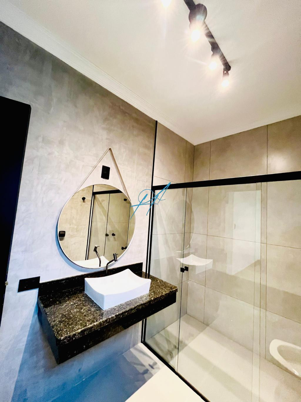 Casa à venda com 4 quartos, 285m² - Foto 24