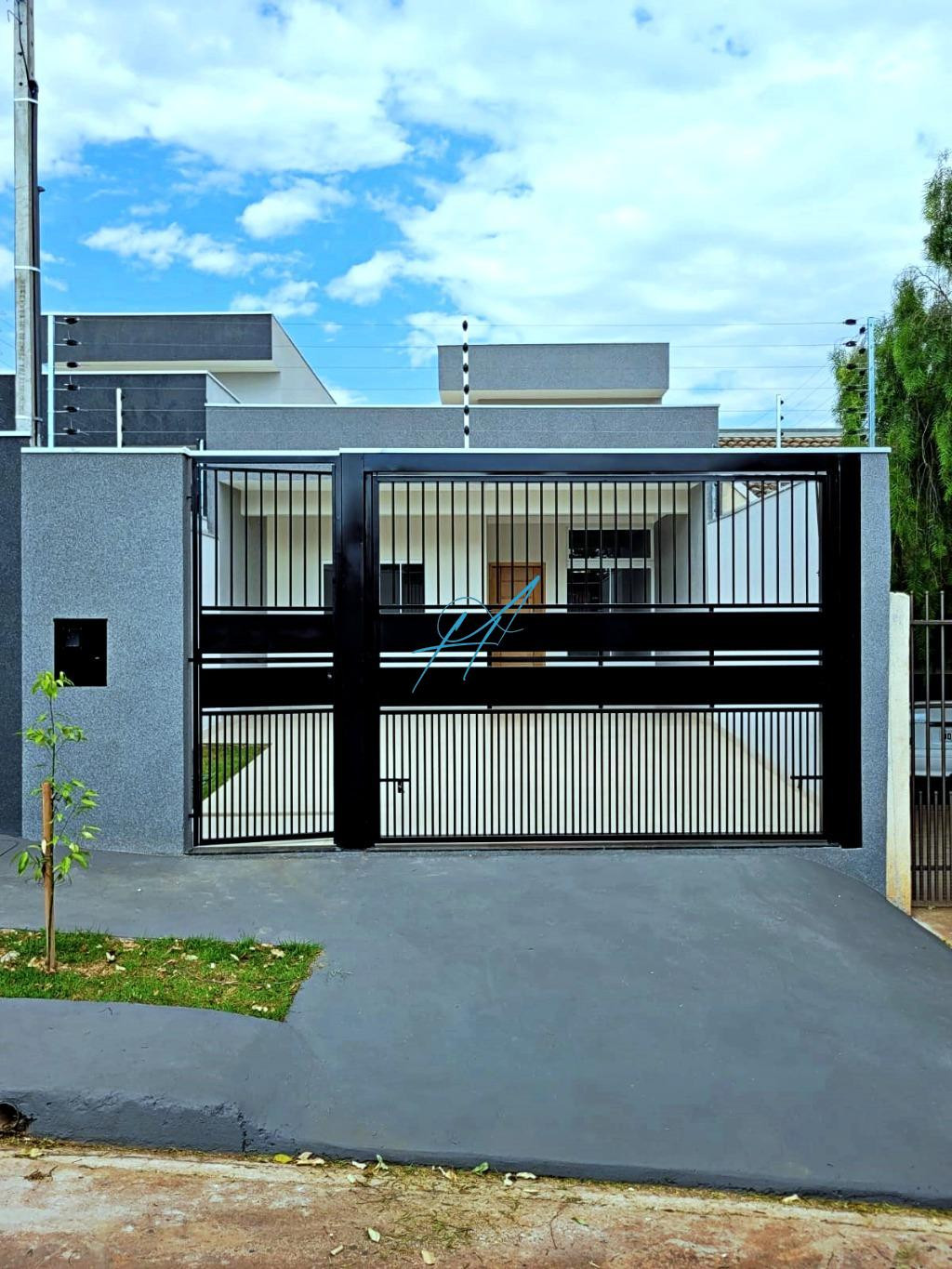 Casa à venda com 3 quartos, 104m² - Foto 2