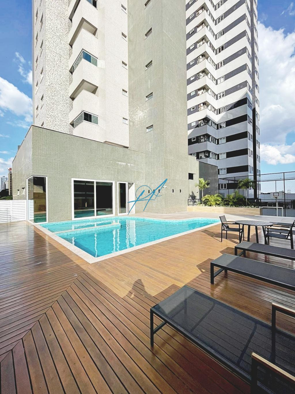 Apartamento à venda com 4 quartos, 240m² - Foto 7