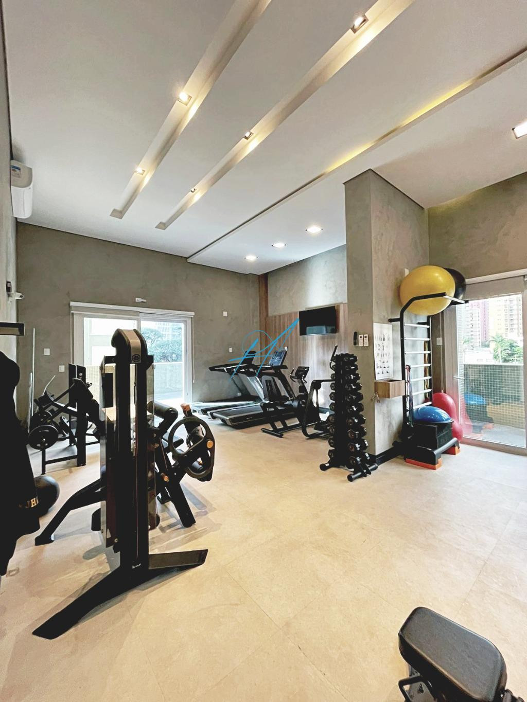 Apartamento à venda com 4 quartos, 240m² - Foto 8