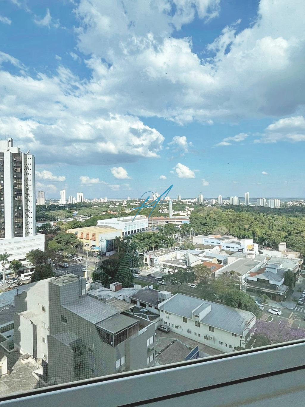 Apartamento à venda com 4 quartos, 240m² - Foto 9