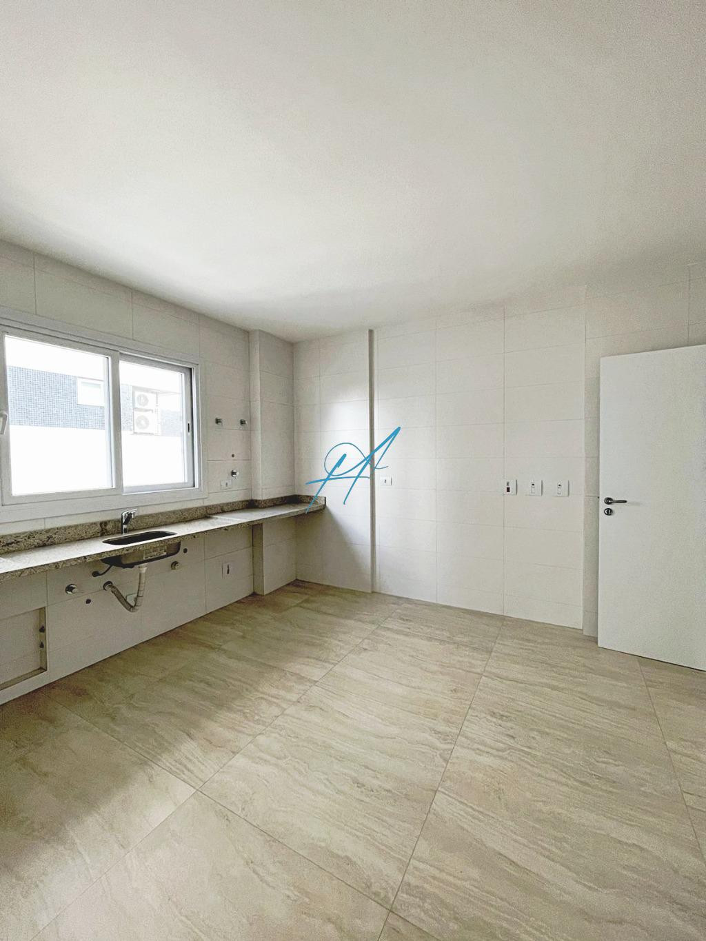 Apartamento à venda com 4 quartos, 240m² - Foto 19