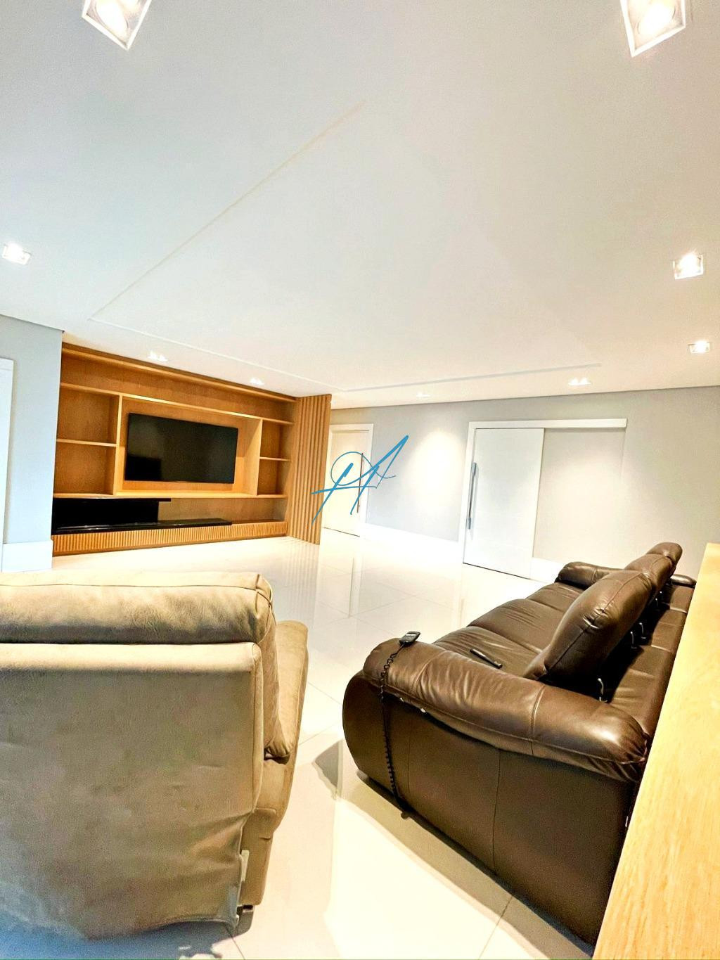 Apartamento à venda com 4 quartos, 221m² - Foto 11
