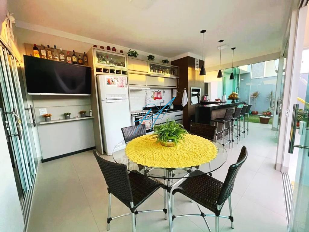 Casa à venda com 3 quartos, 175m² - Foto 11