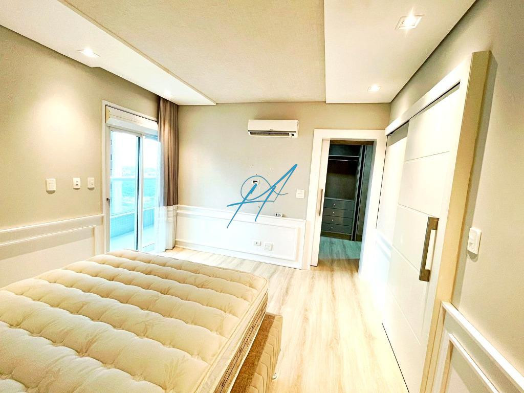 Apartamento à venda com 4 quartos, 221m² - Foto 21