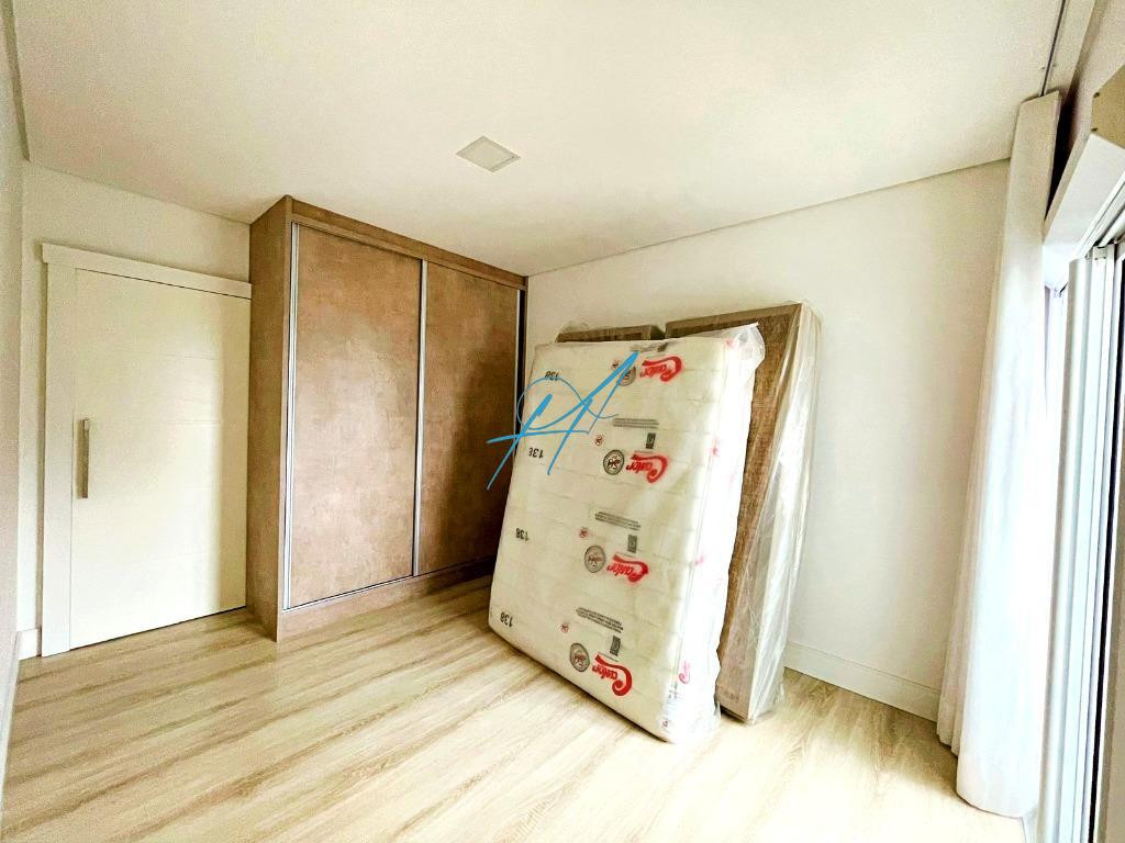 Apartamento à venda com 4 quartos, 221m² - Foto 23