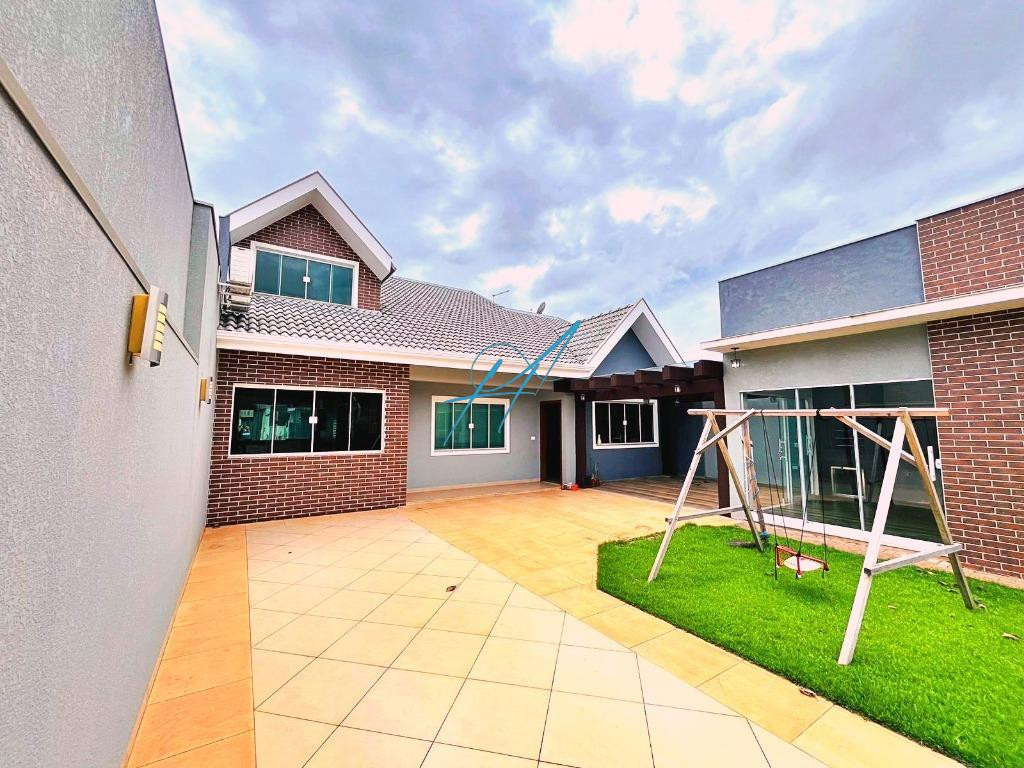Casa à venda com 4 quartos, 210m² - Foto 5