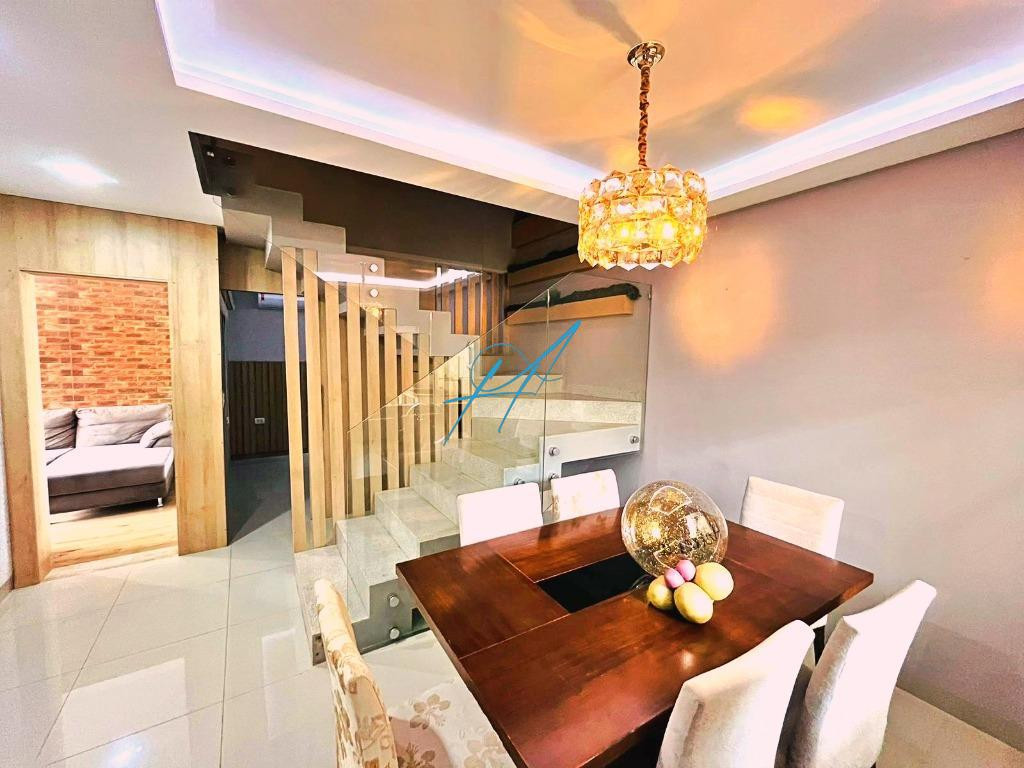 Casa à venda com 4 quartos, 210m² - Foto 10