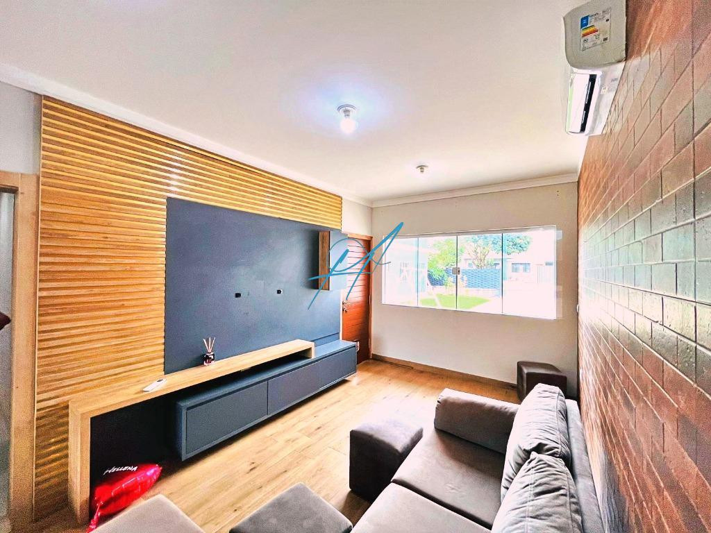 Casa à venda com 4 quartos, 210m² - Foto 12