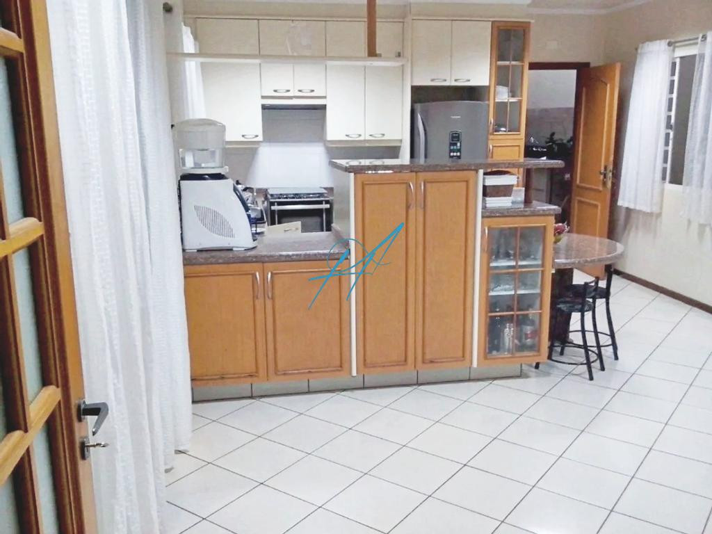 Casa de Condomínio à venda com 3 quartos, 266m² - Foto 5