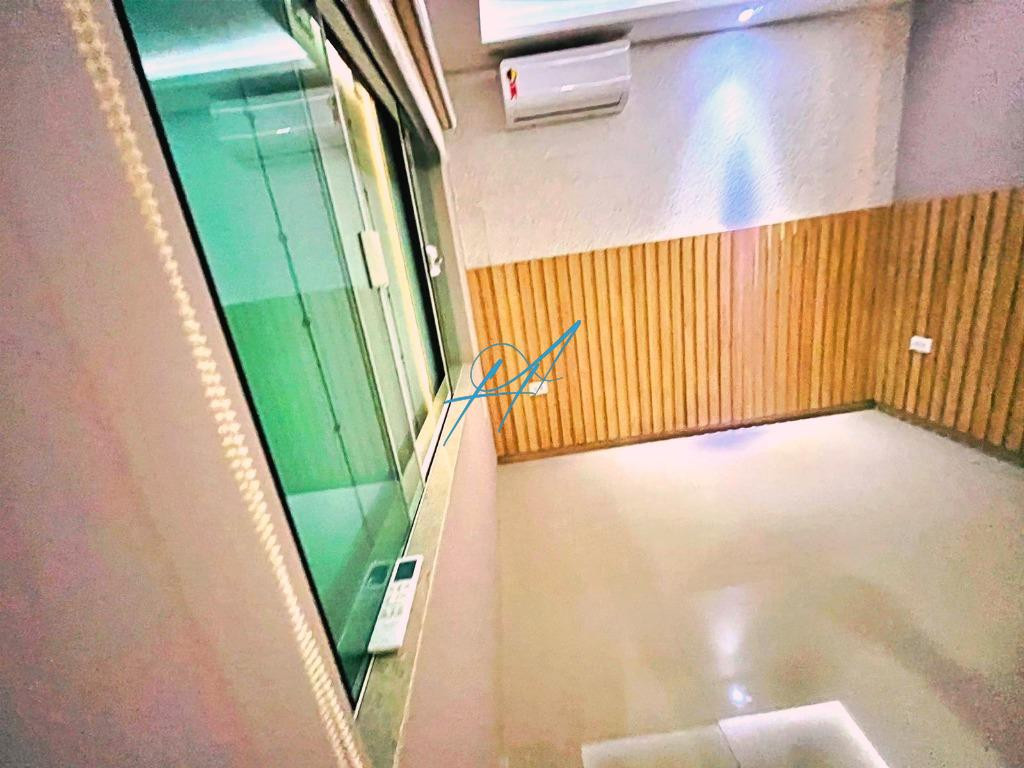 Casa à venda com 4 quartos, 210m² - Foto 15