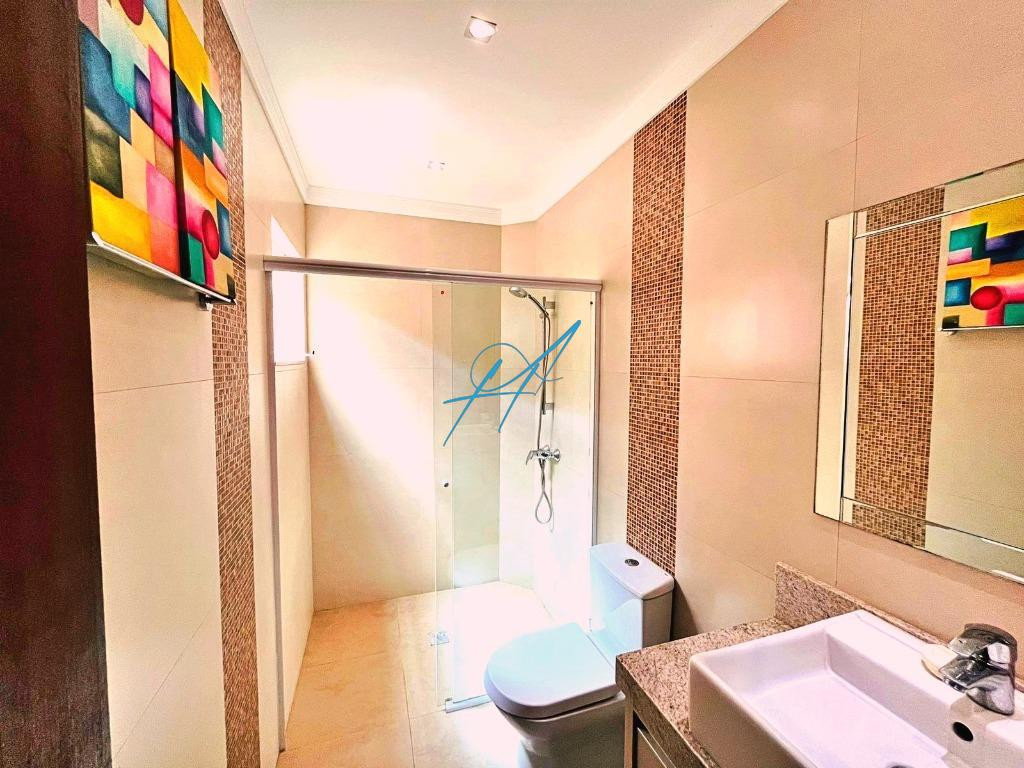 Casa à venda com 4 quartos, 210m² - Foto 25