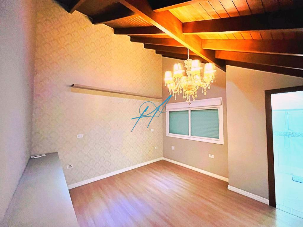 Casa à venda com 4 quartos, 210m² - Foto 26