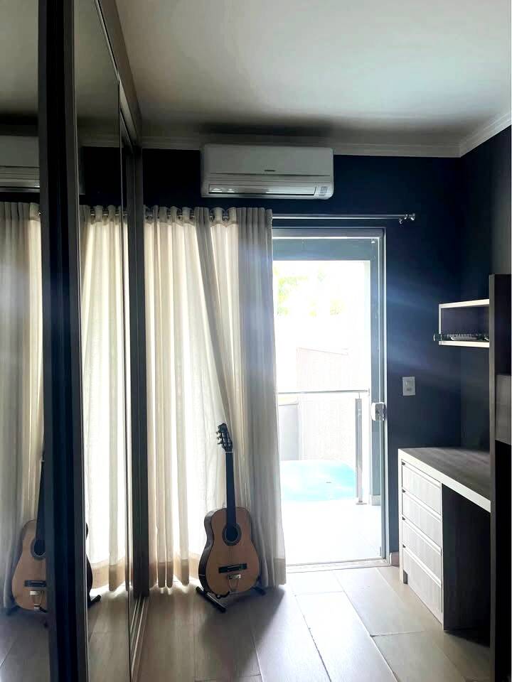 Casa à venda com 3 quartos, 213m² - Foto 13