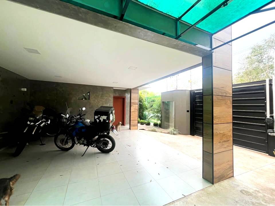 Casa à venda com 3 quartos, 213m² - Foto 3