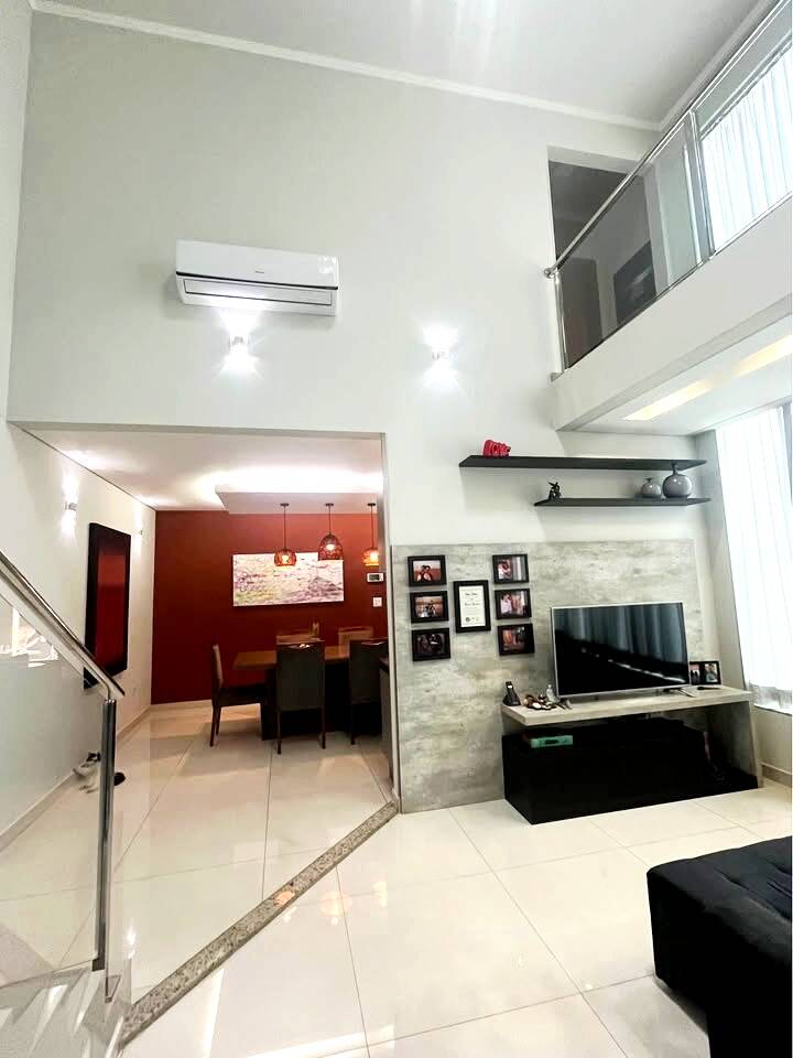 Casa à venda com 3 quartos, 213m² - Foto 15