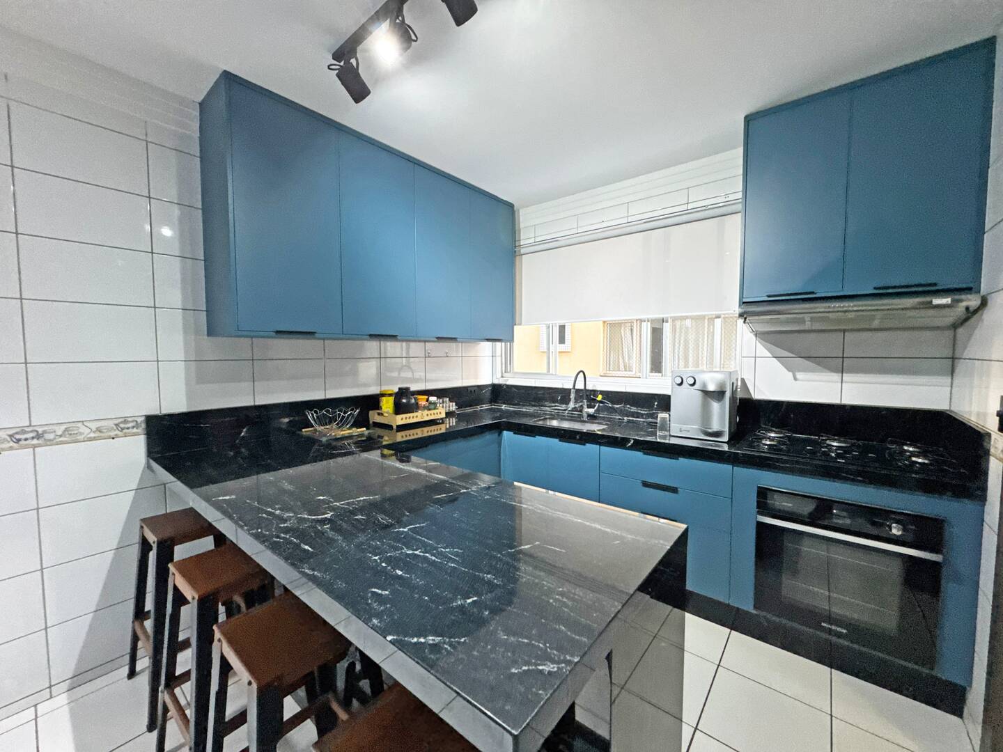 Apartamento à venda com 3 quartos, 137m² - Foto 11