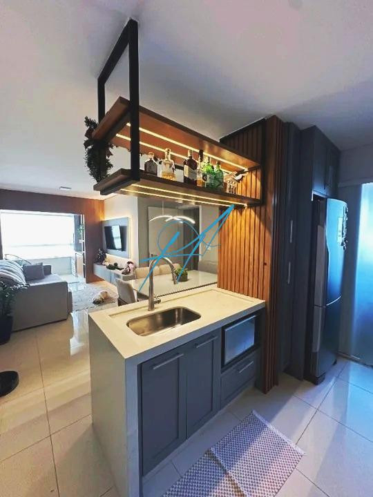 Apartamento à venda com 2 quartos, 80m² - Foto 1