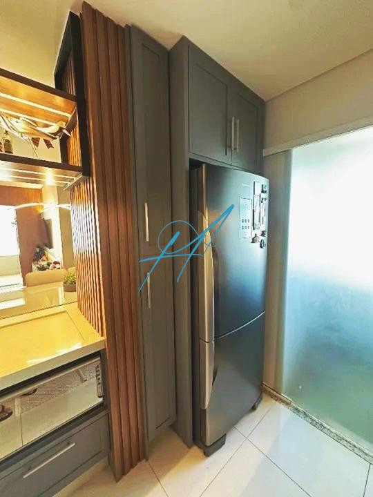 Apartamento à venda com 2 quartos, 80m² - Foto 12