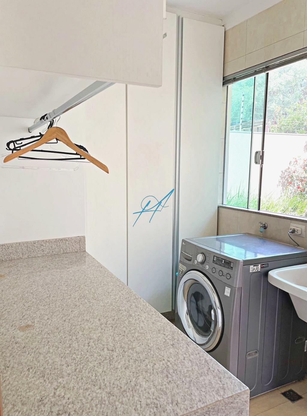 Sobrado à venda com 3 quartos, 250m² - Foto 19