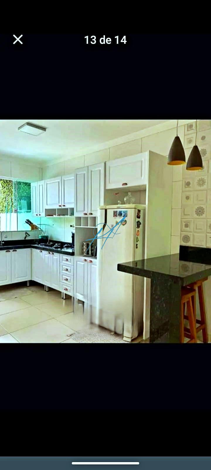 Casa à venda com 3 quartos, 70m² - Foto 10