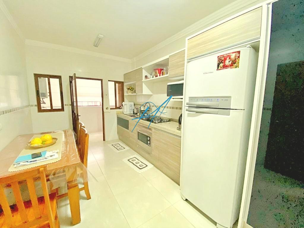 Apartamento à venda com 3 quartos, 129m² - Foto 8