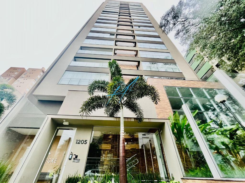 Apartamento à venda com 3 quartos, 107m² - Foto 2