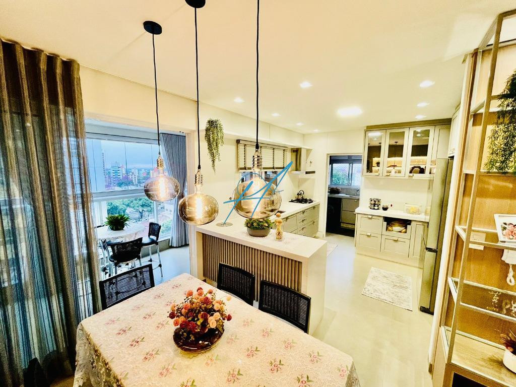 Apartamento à venda com 3 quartos, 107m² - Foto 8
