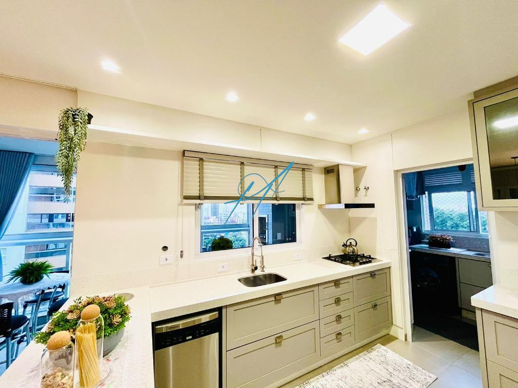 Apartamento à venda com 3 quartos, 107m² - Foto 26