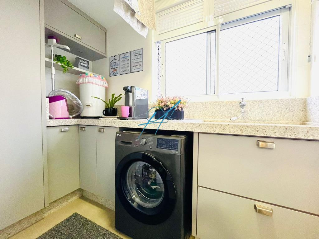 Apartamento à venda com 3 quartos, 107m² - Foto 35