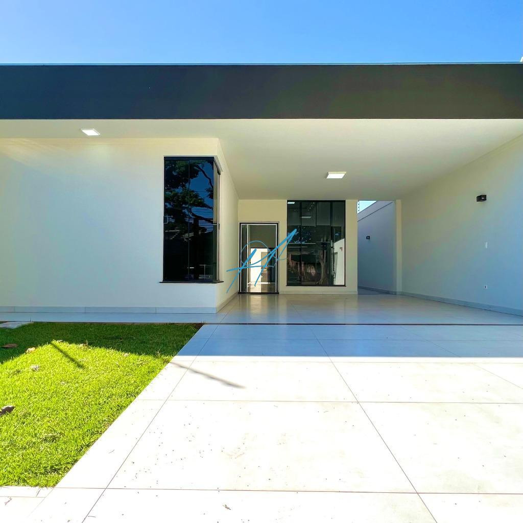 Casa à venda com 3 quartos, 145m² - Foto 1