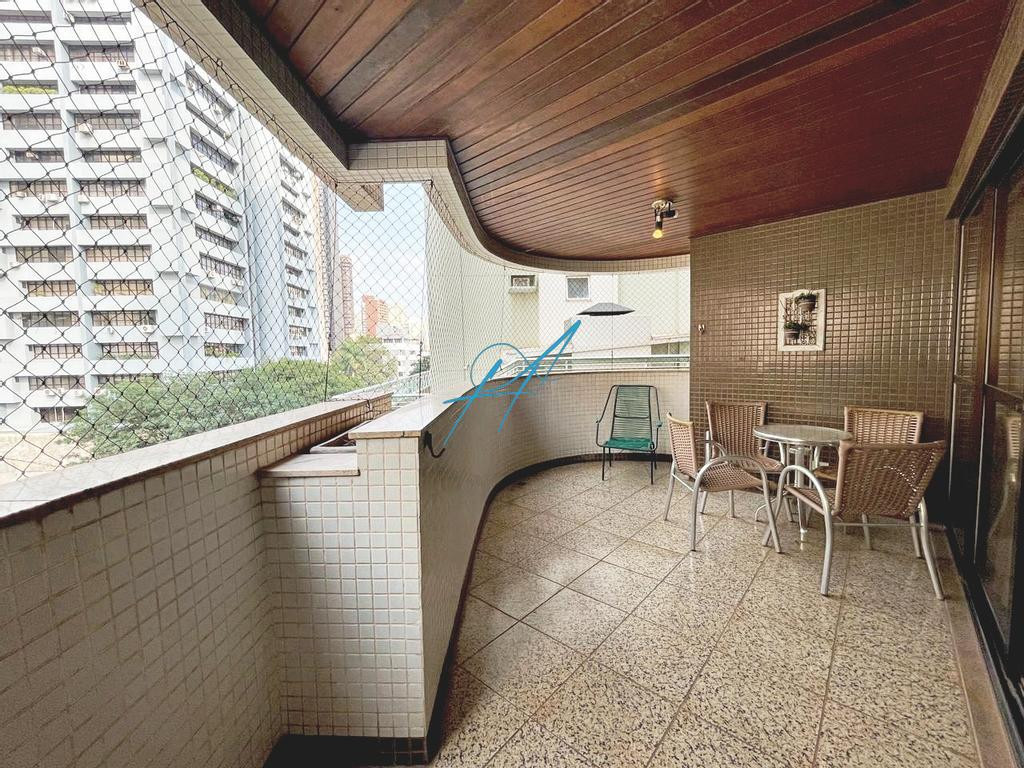 Apartamento à venda com 4 quartos, 219m² - Foto 11