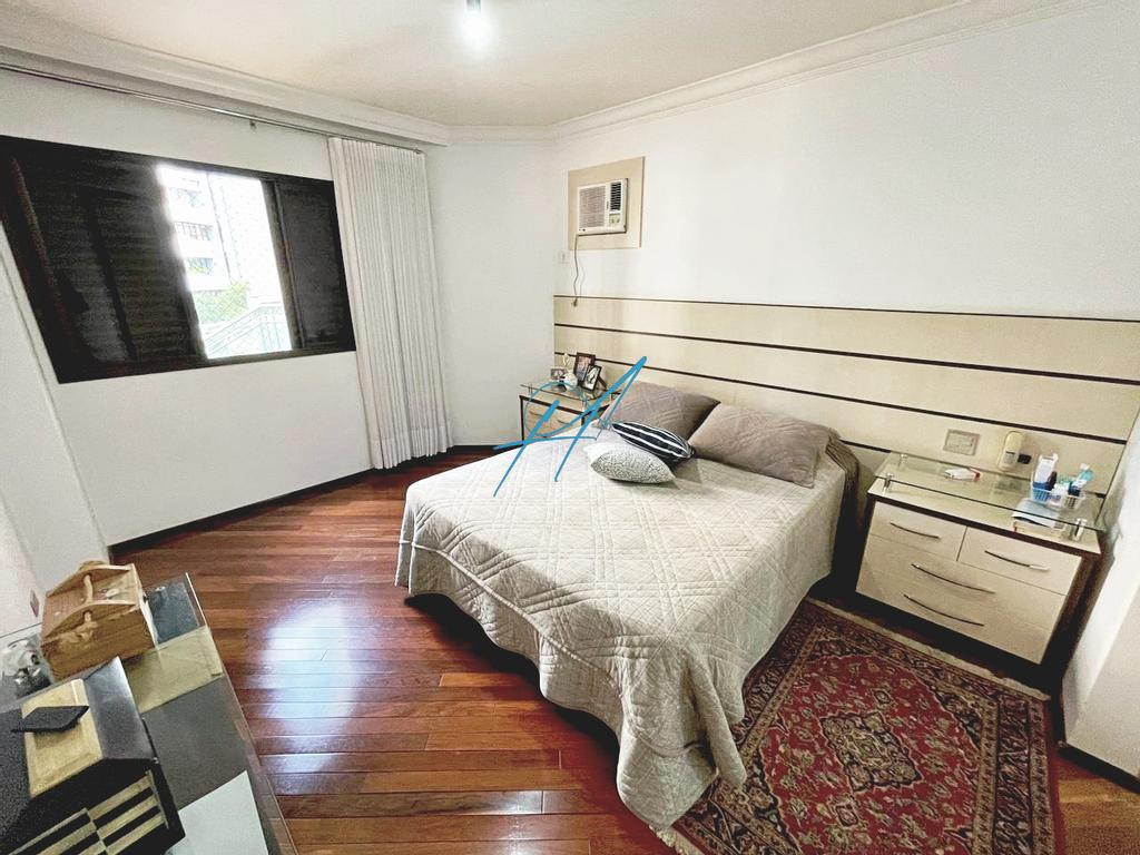 Apartamento à venda com 4 quartos, 219m² - Foto 14