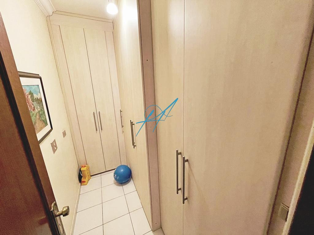 Apartamento à venda com 4 quartos, 219m² - Foto 20