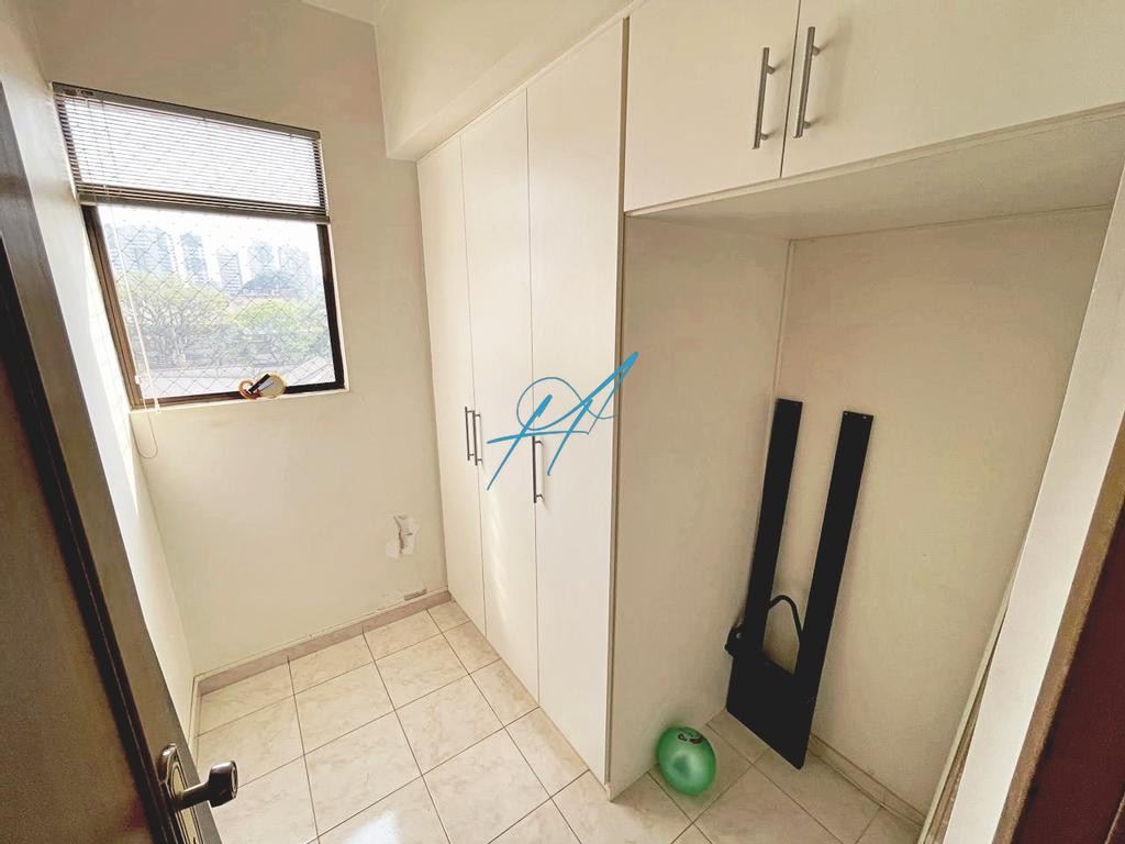 Apartamento à venda com 4 quartos, 219m² - Foto 29