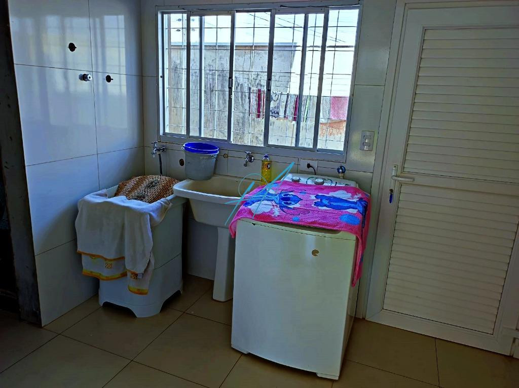 Sobrado à venda com 3 quartos, 263m² - Foto 18