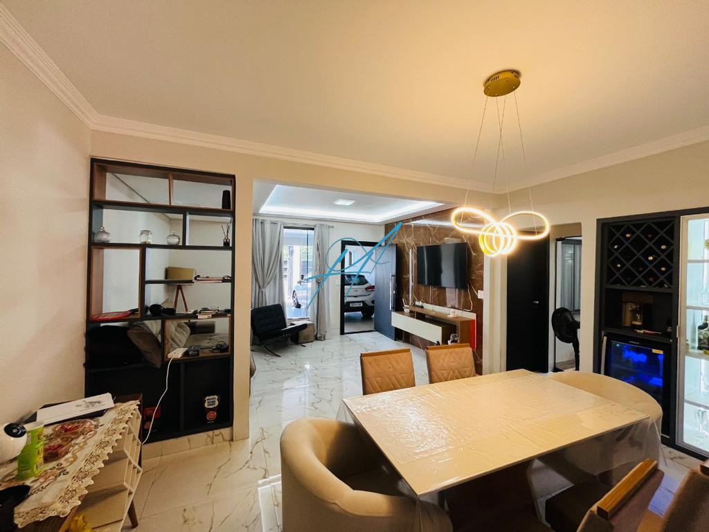 Casa à venda com 3 quartos, 240m² - Foto 7