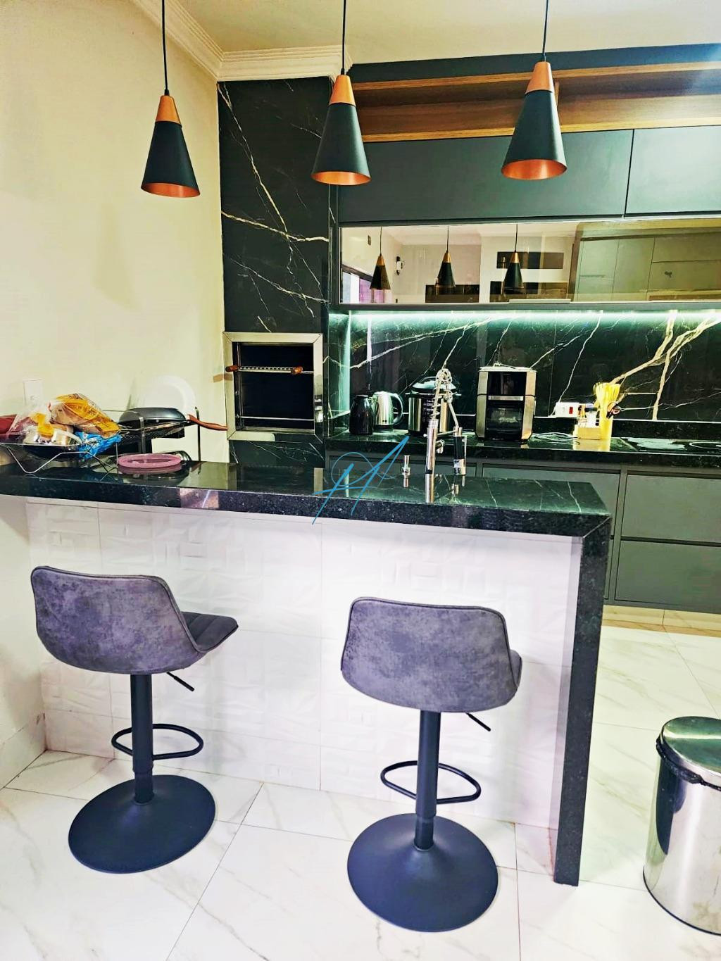 Casa à venda com 3 quartos, 240m² - Foto 18