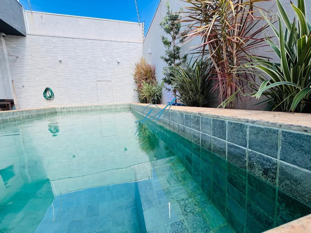 Casa à venda com 3 quartos, 240m² - Foto 32