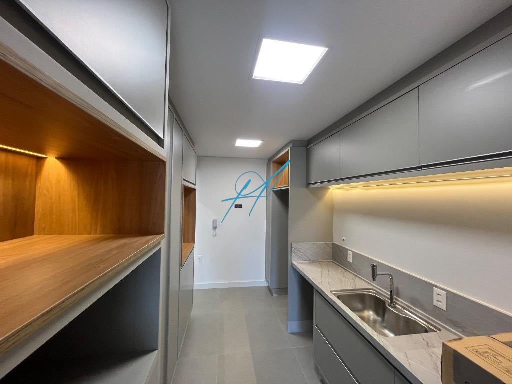 Apartamento à venda com 3 quartos, 119m² - Foto 27