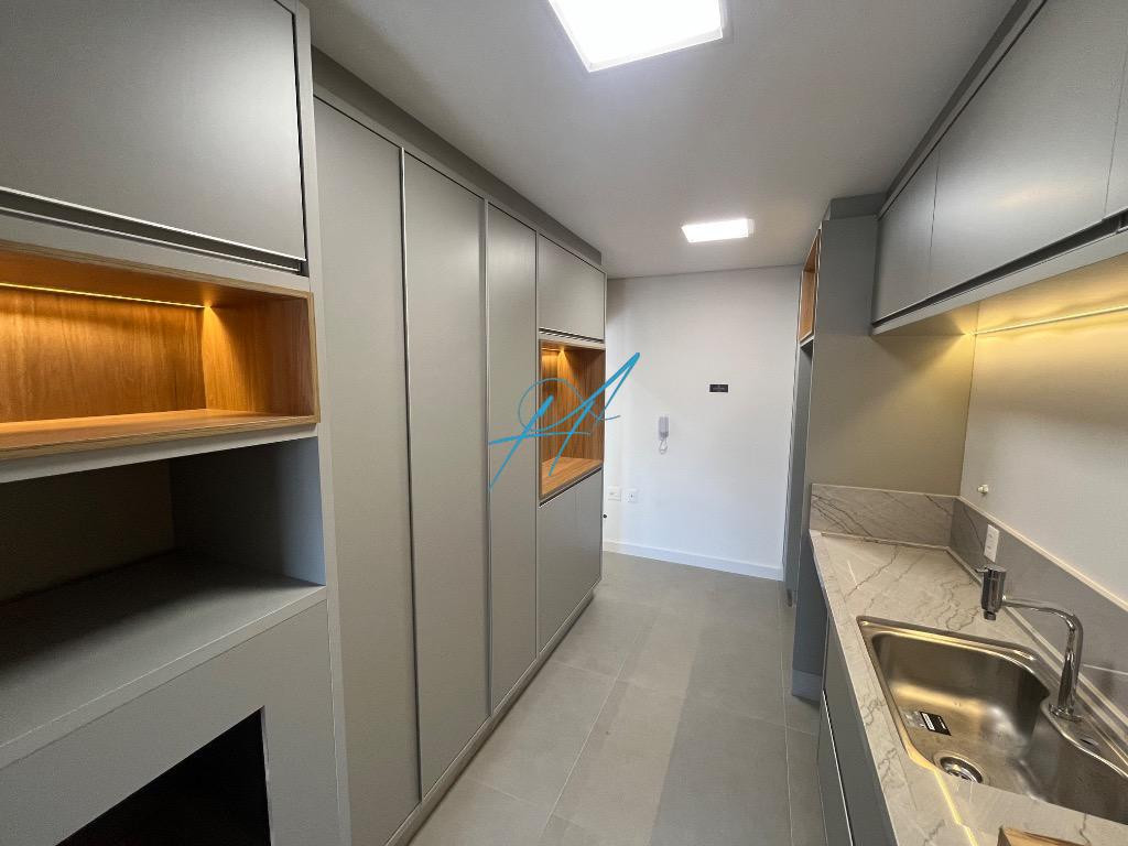 Apartamento à venda com 3 quartos, 119m² - Foto 28