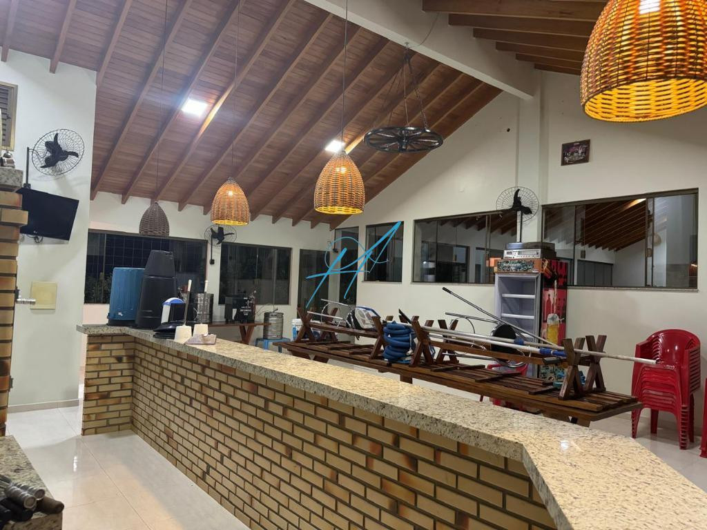 Chácara à venda com 3 quartos, 1680m² - Foto 13
