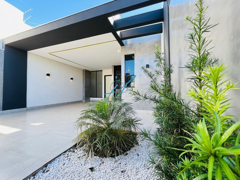 Casa à venda com 3 quartos, 99m² - Foto 1
