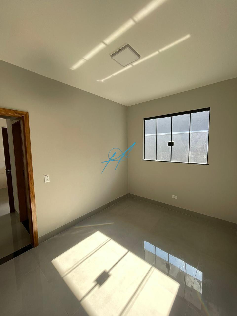 Casa à venda com 3 quartos, 96m² - Foto 12