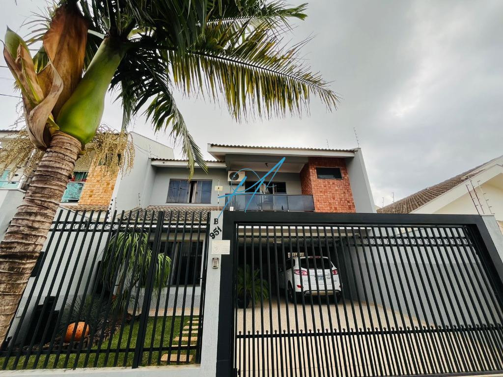 Sobrado à venda com 4 quartos, 234m² - Foto 3