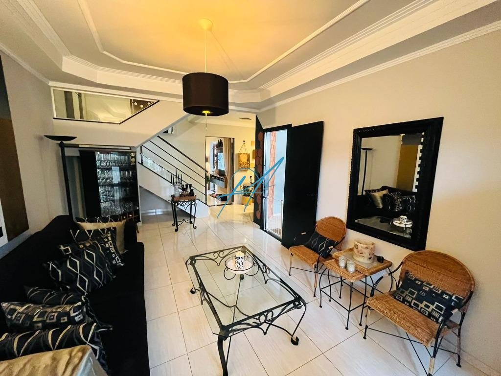 Sobrado à venda com 4 quartos, 234m² - Foto 9