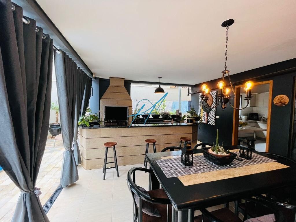 Sobrado à venda com 4 quartos, 234m² - Foto 45
