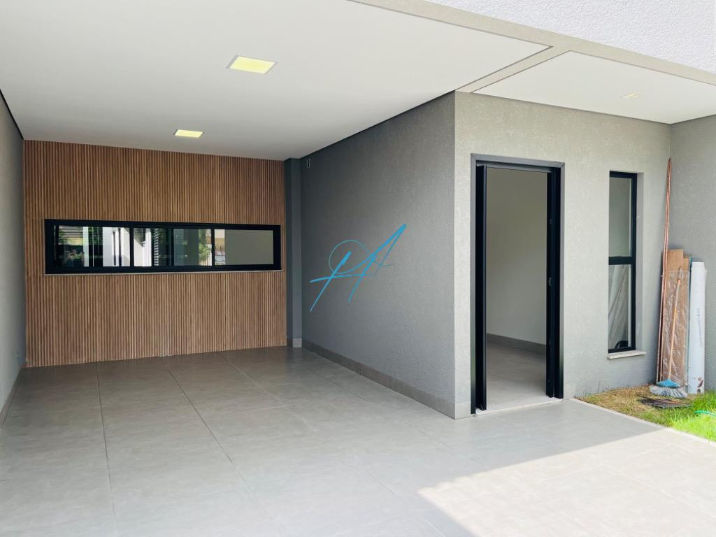 Casa à venda com 3 quartos, 110m² - Foto 1